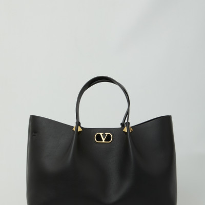 [Valentino Garavani] Shoulder bag FW26 9W2B0T82_WLA_0NO