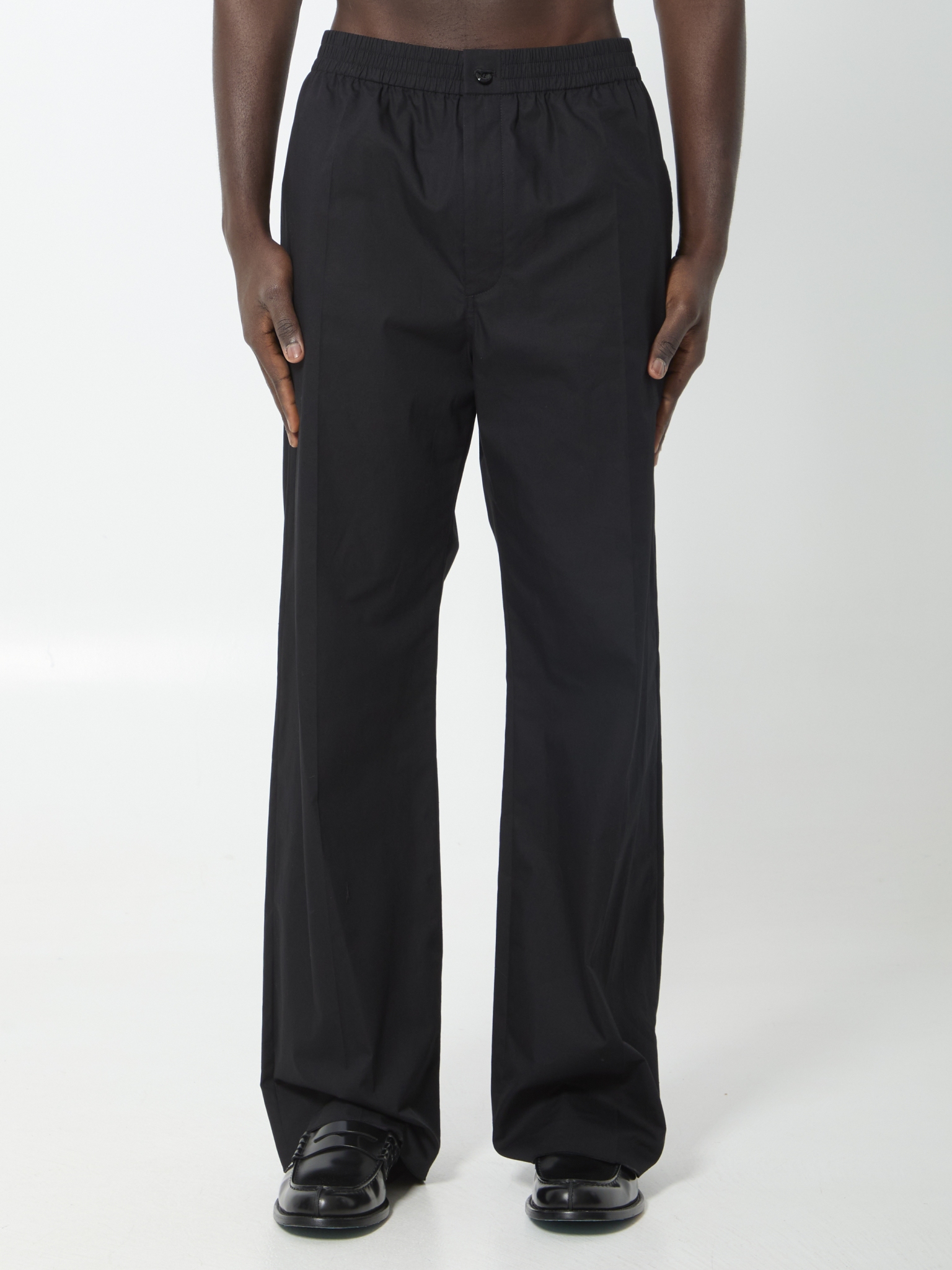[Celine] Trousers SS26 RP0TA3318__38NO