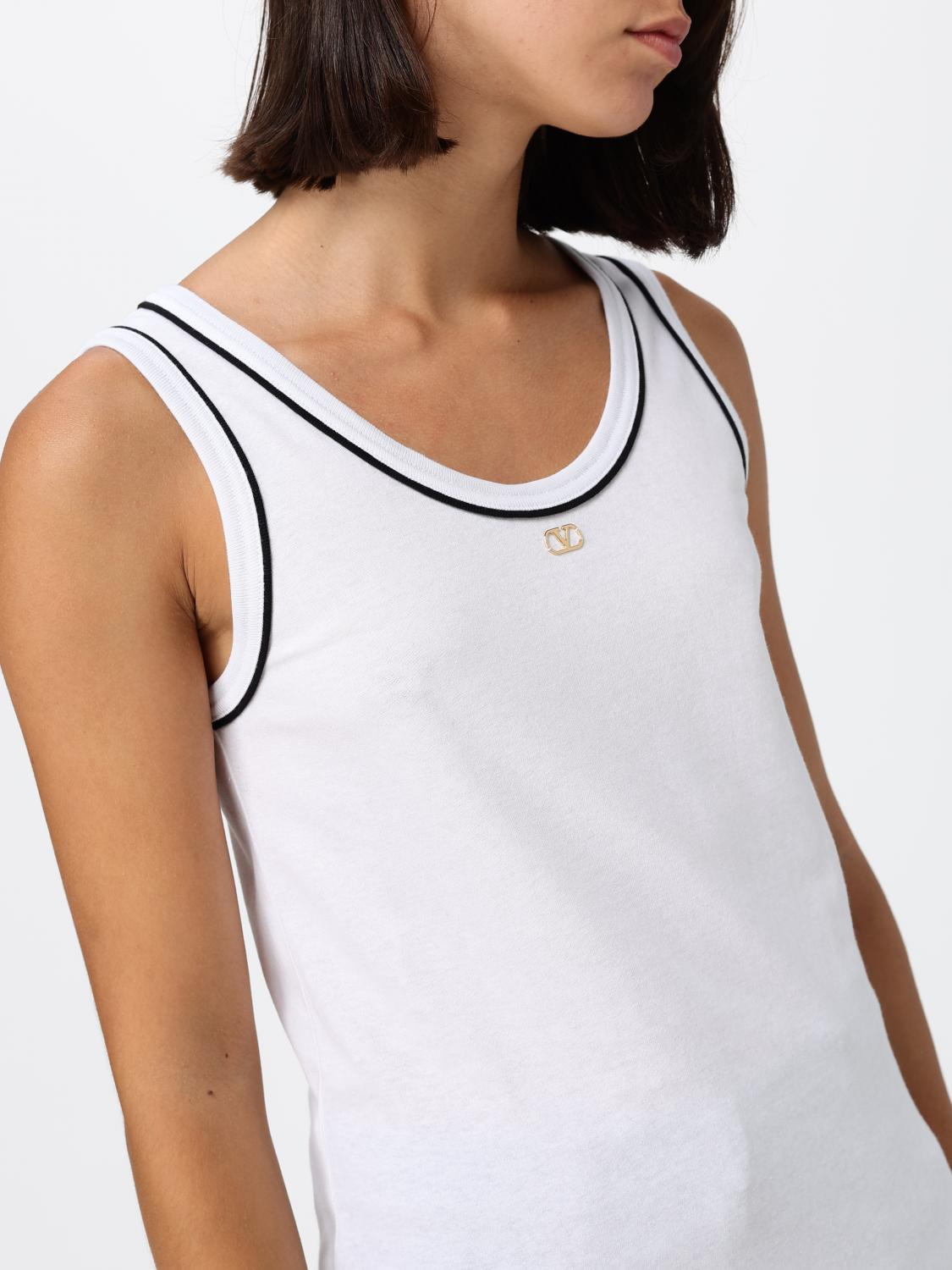 [Valentino Garavani] T-shirts Sleeveless FW26 MC02QAA5 A01