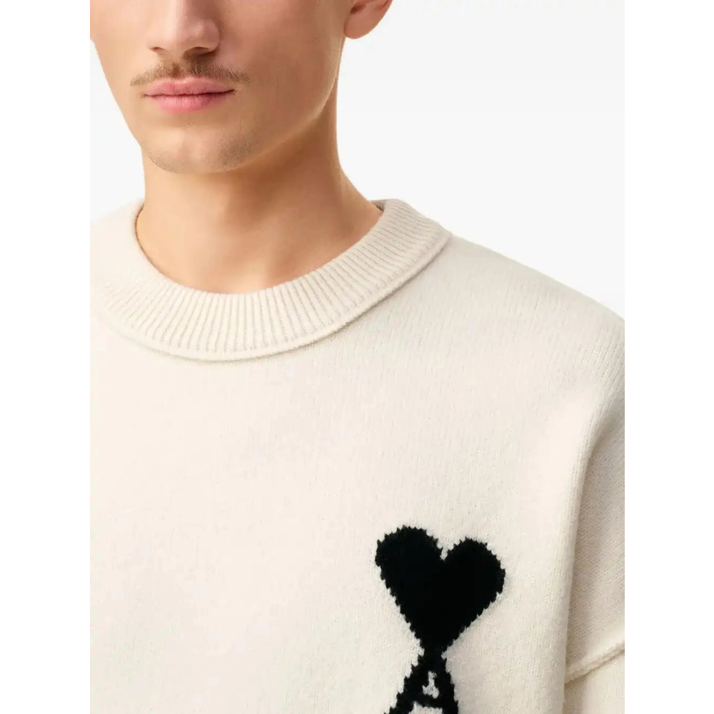 [Ami Paris] Sweatshirt FW26 UKS838.018  151