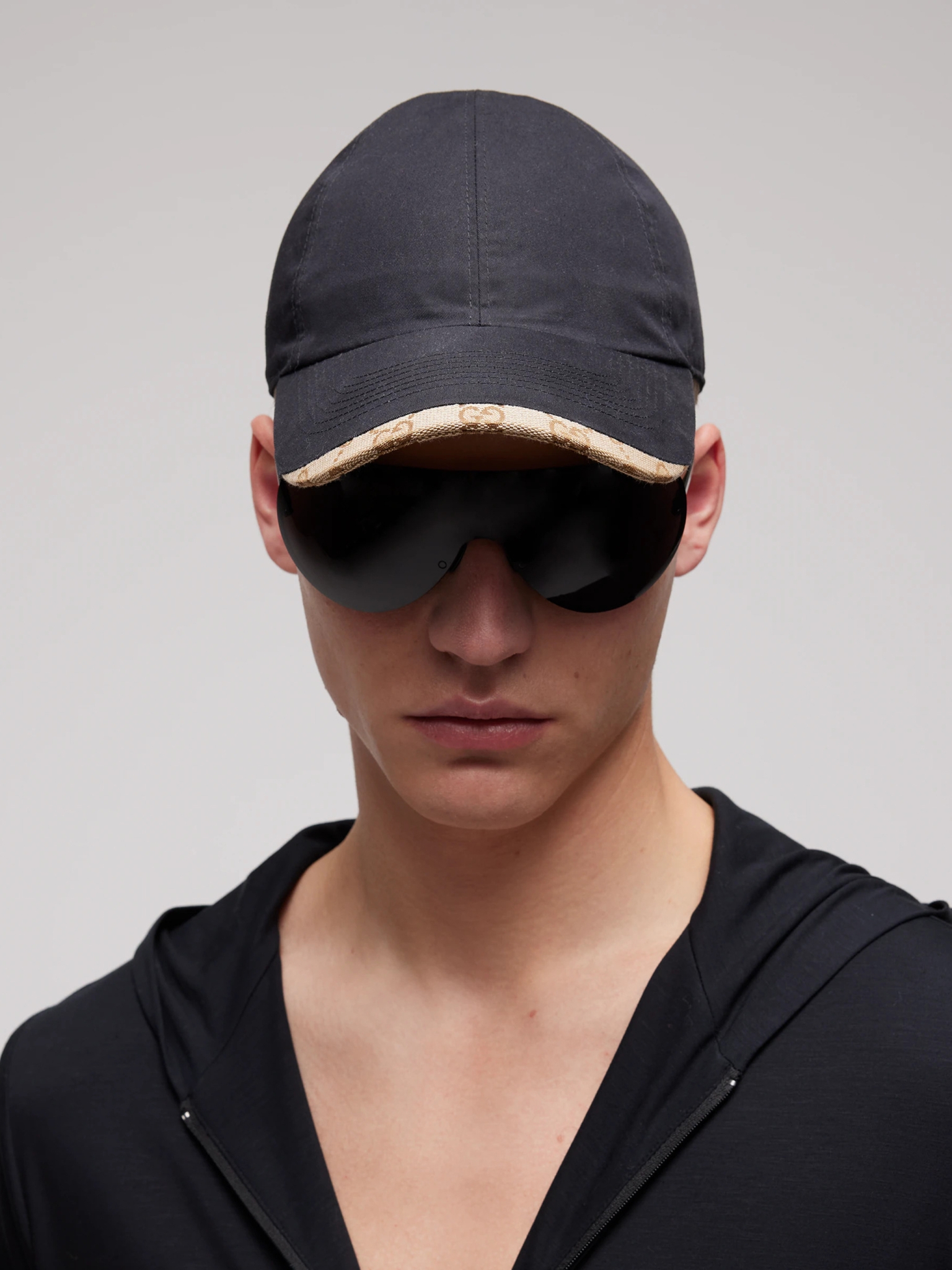 [Gucci] Cap FW26 8756704HBJ91096