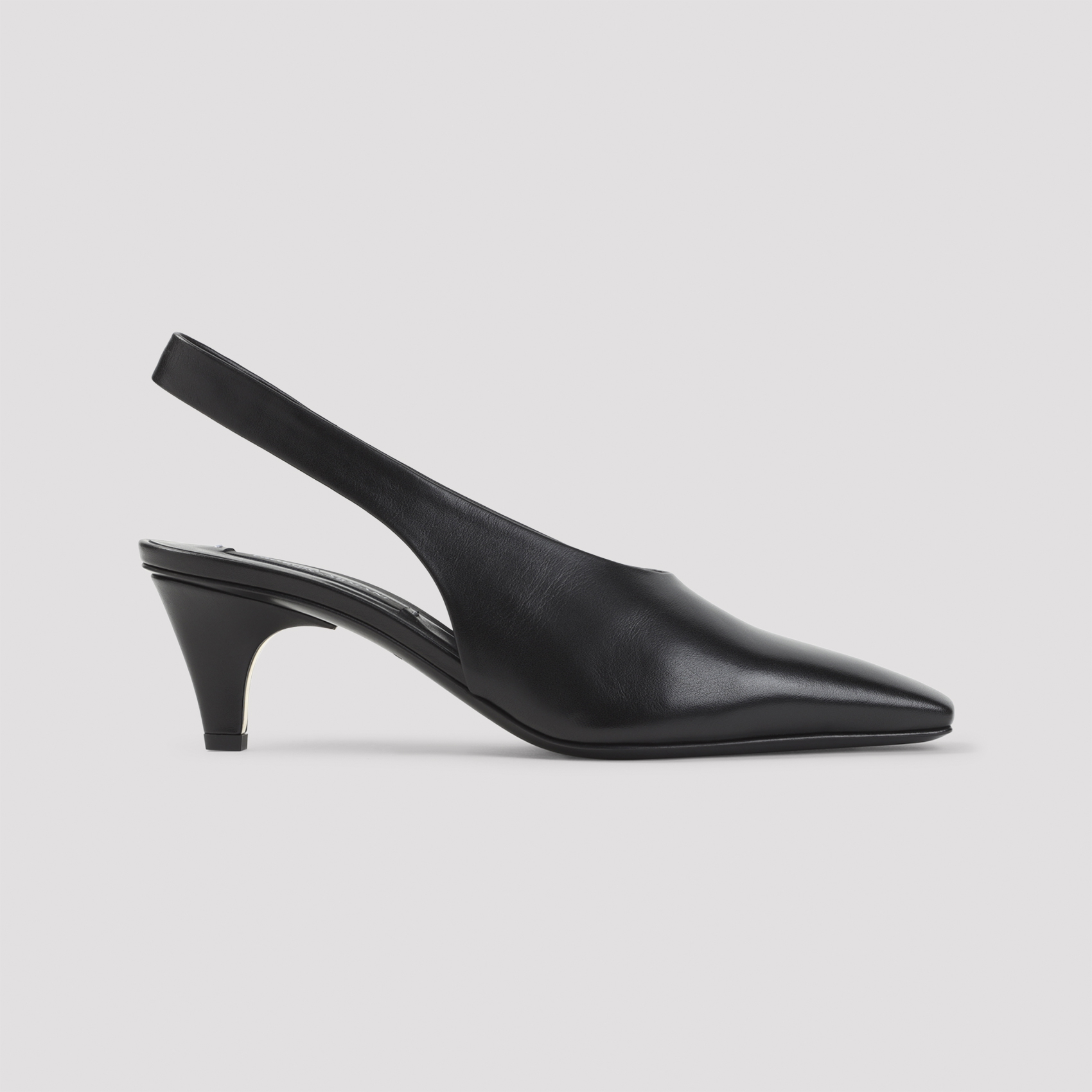 [Giorgio Armani] Pumps FW26 GW004267.AF20213