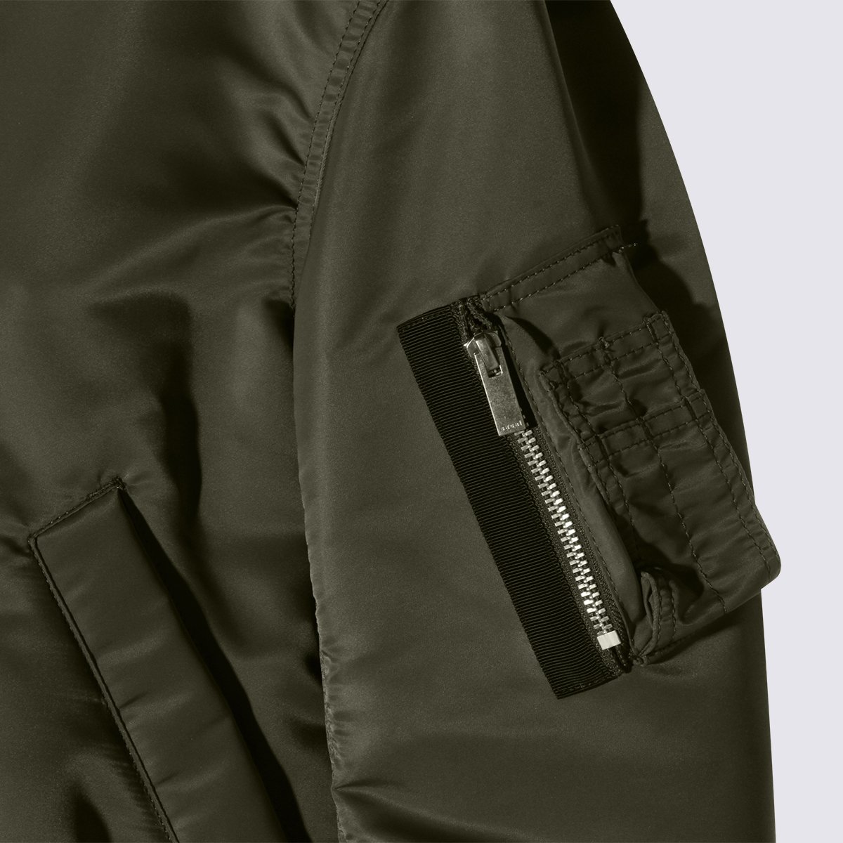 [Sacai] Casual Jacket FW26 SCW301501