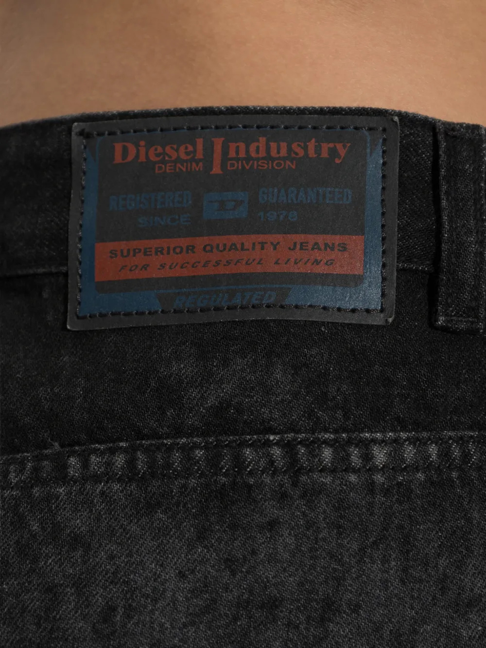 [Diesel] Mini skirt FW26 A24996007DB02