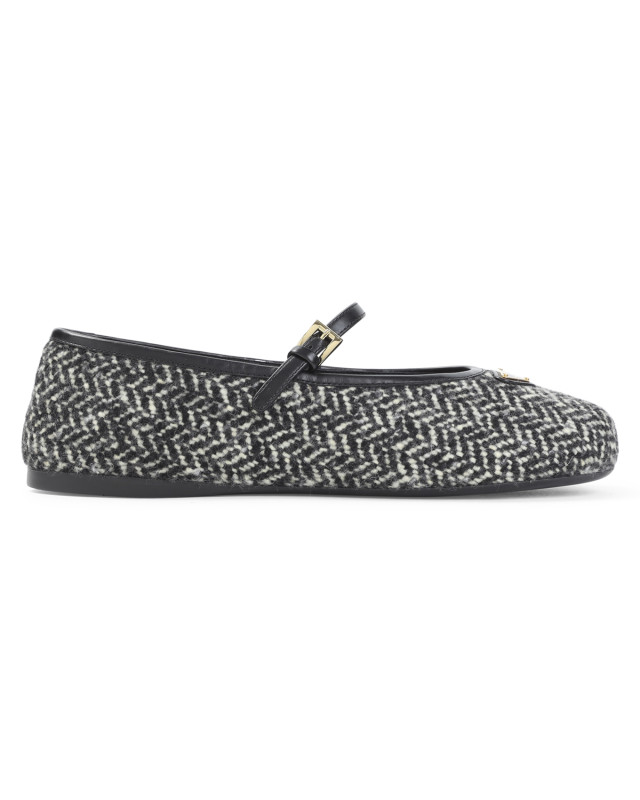 [Prada] Flat shoes FW26 1F689OF005.17WT