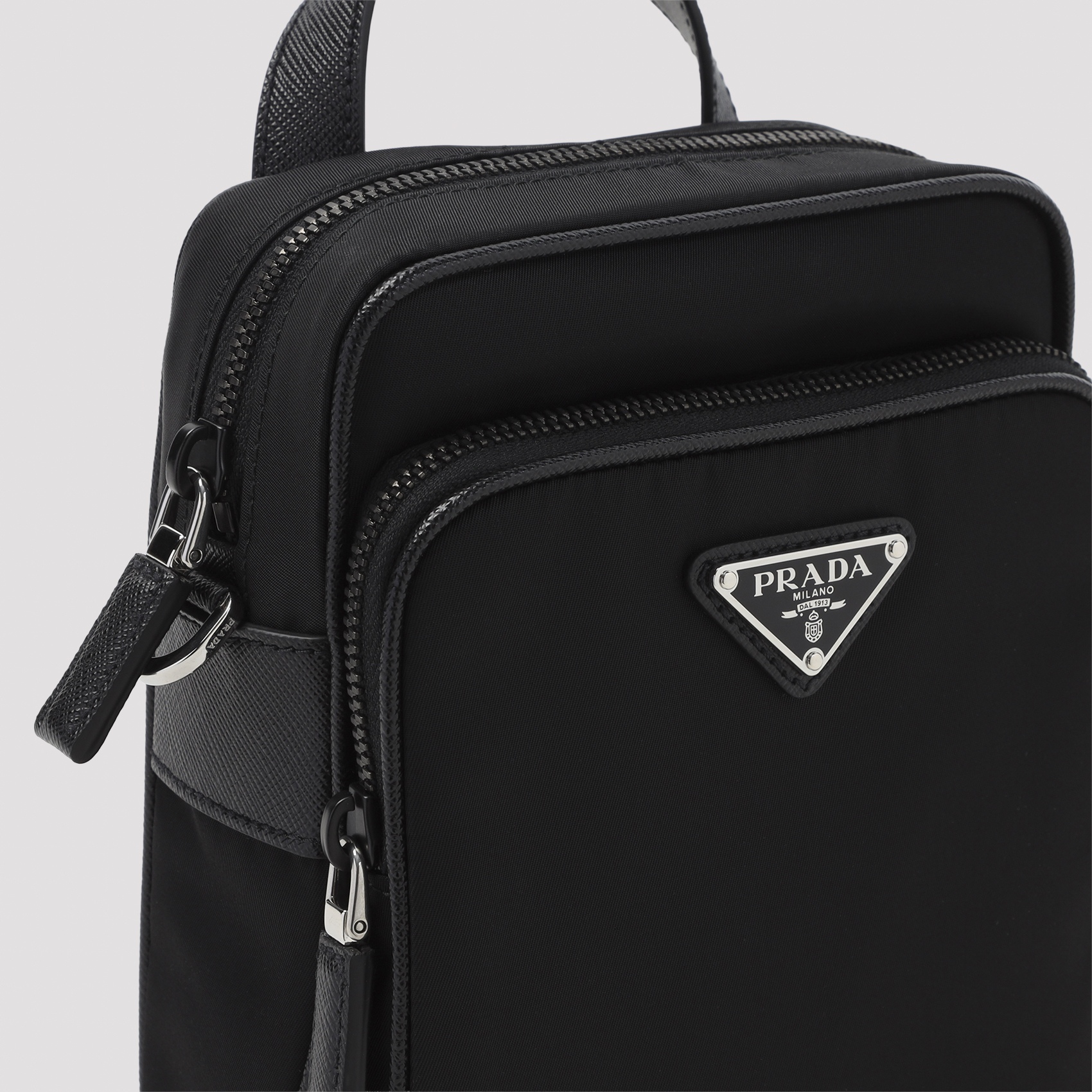 [Prada] Shoulder bag FW26 2VH211VXOO.2DMH