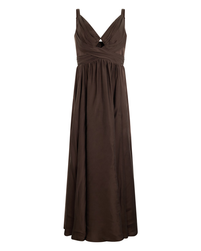 Long dress with neckline
