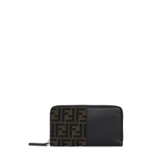 Wallet with Zip Closure