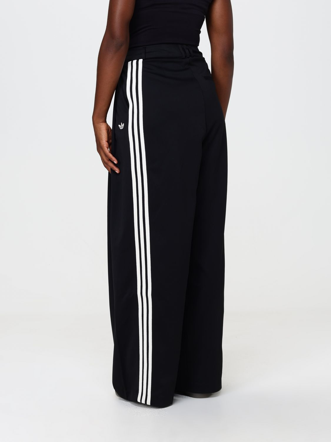 [ADIDAS ORIGINALS] Trousers FW26 KR9617